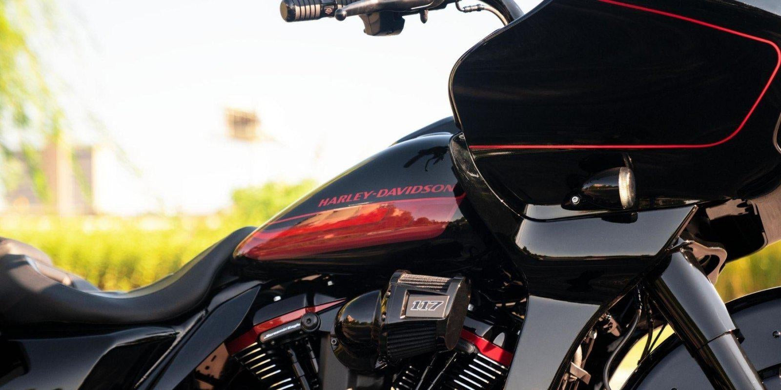 Paint & Bodywork-Rolling Thunder Harley-Davidson