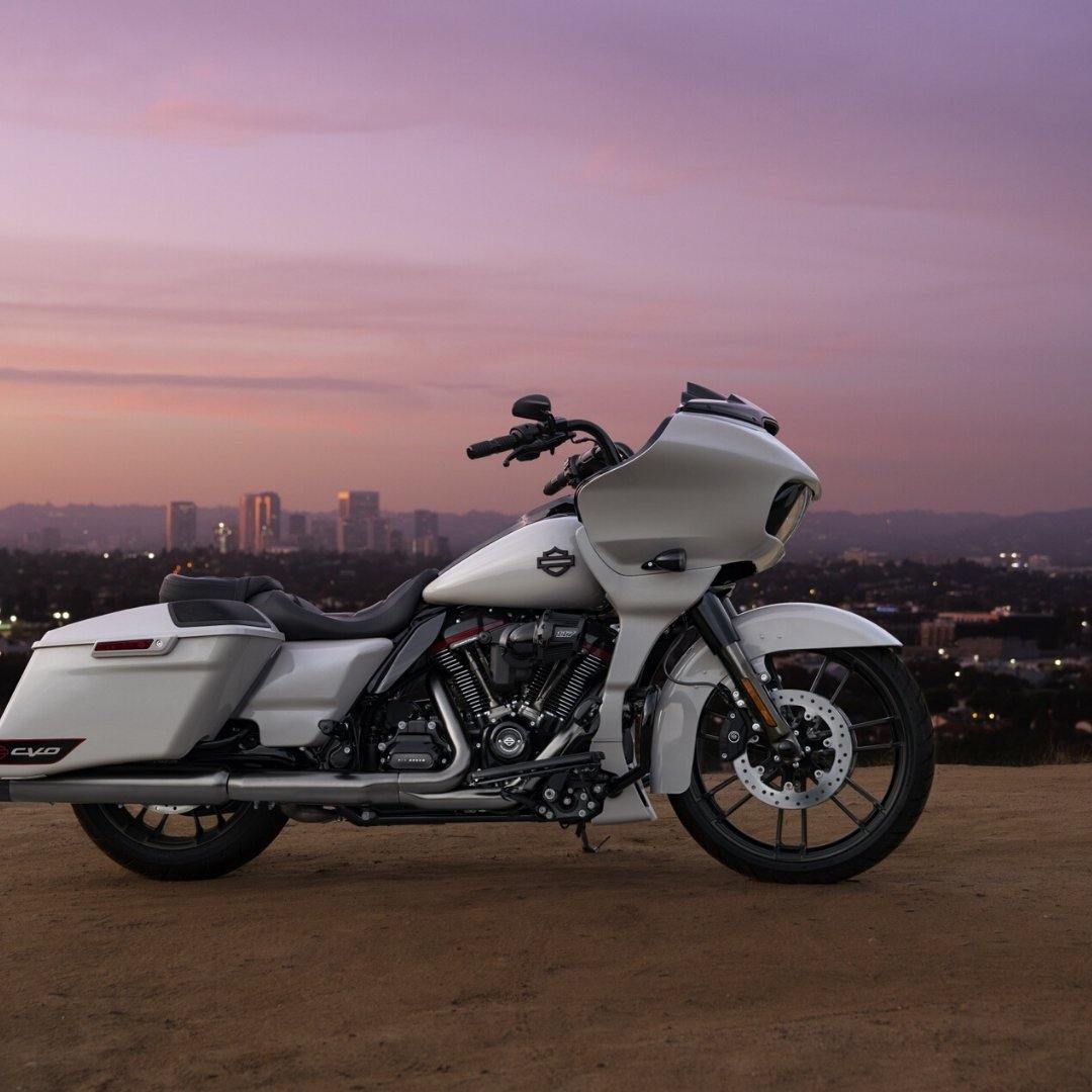 2020 CVO Road Glide - Rolling Thunder Harley-Davidson