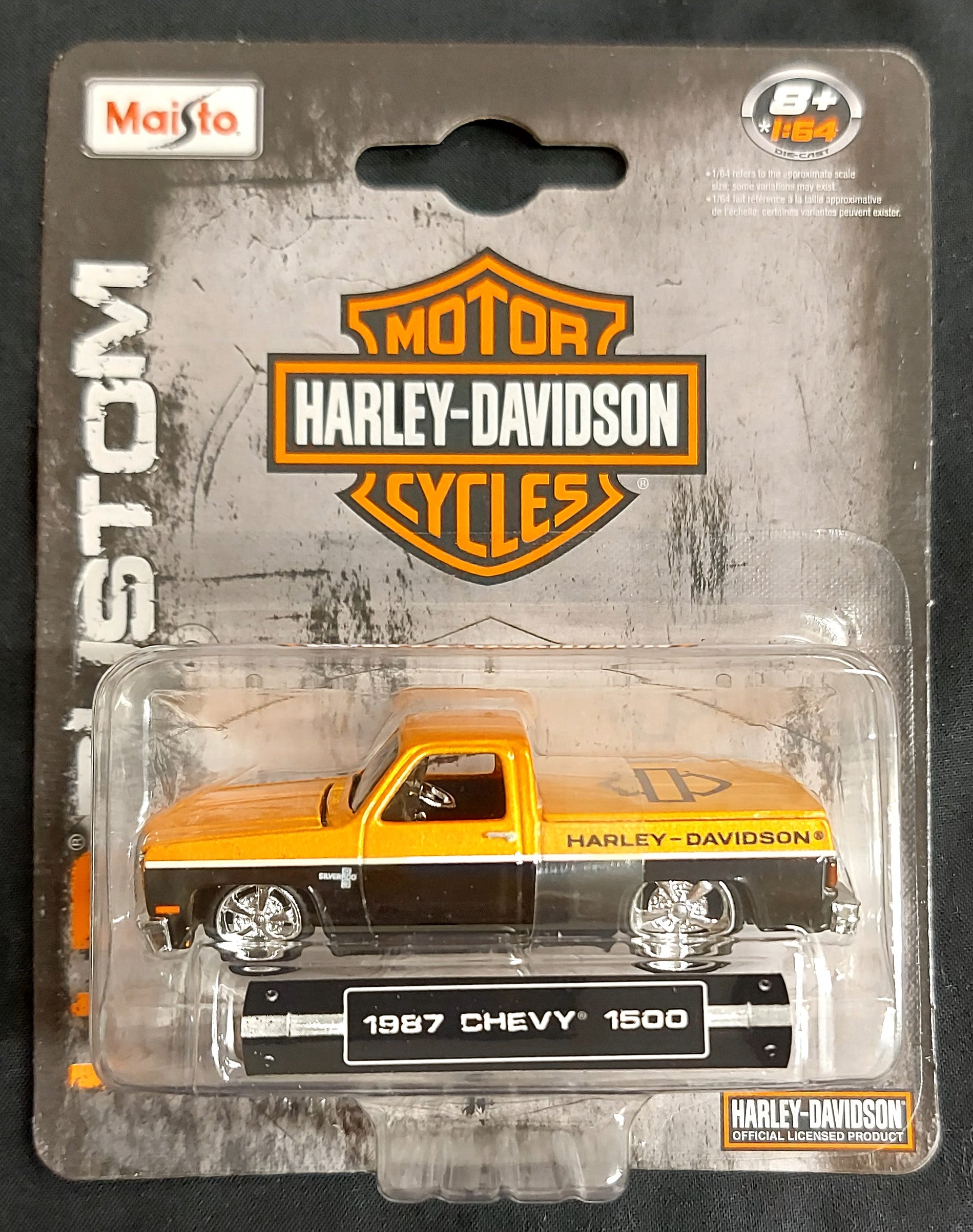 Rare car maisto 1/64 1987 chevy 1500 #22 01222 store Black & Gold Real Riders Tiers