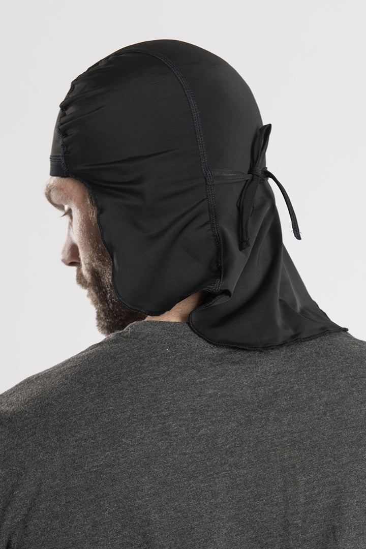 SOAKER SKULL CAP SOLID BLCK W/TAIL