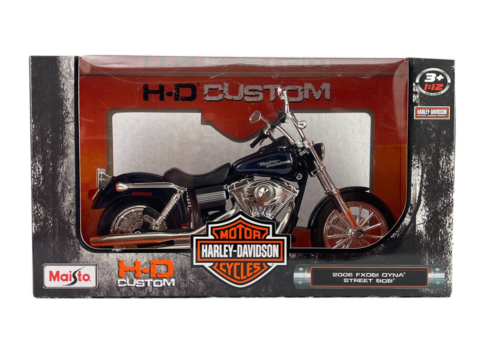  Maisto 1:12 Harley-Davidson Custom - 2013 FLHRC Road King  Classic : Toys & Games