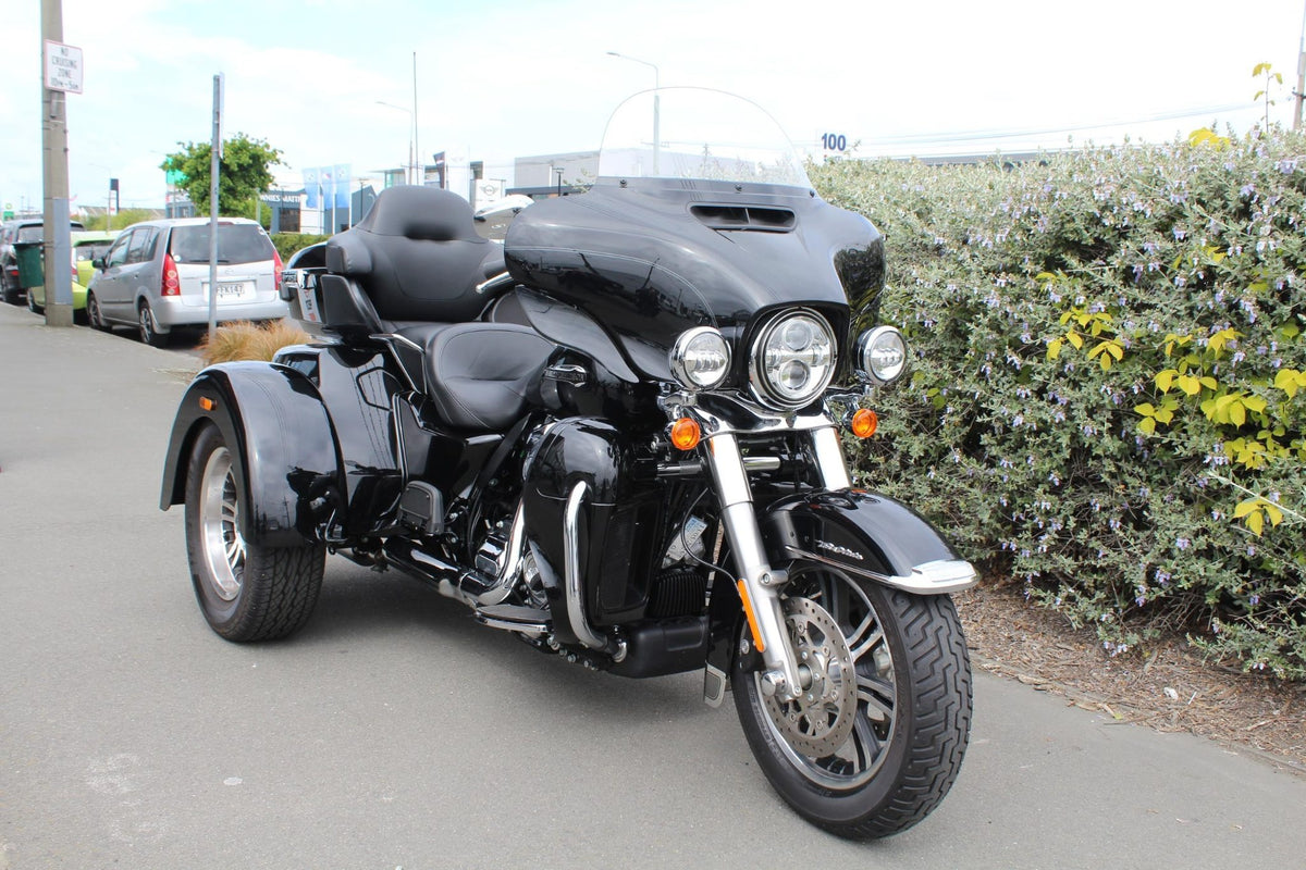 2019 Harley-Davidson FLHTCUTG Tri Glide Ultra