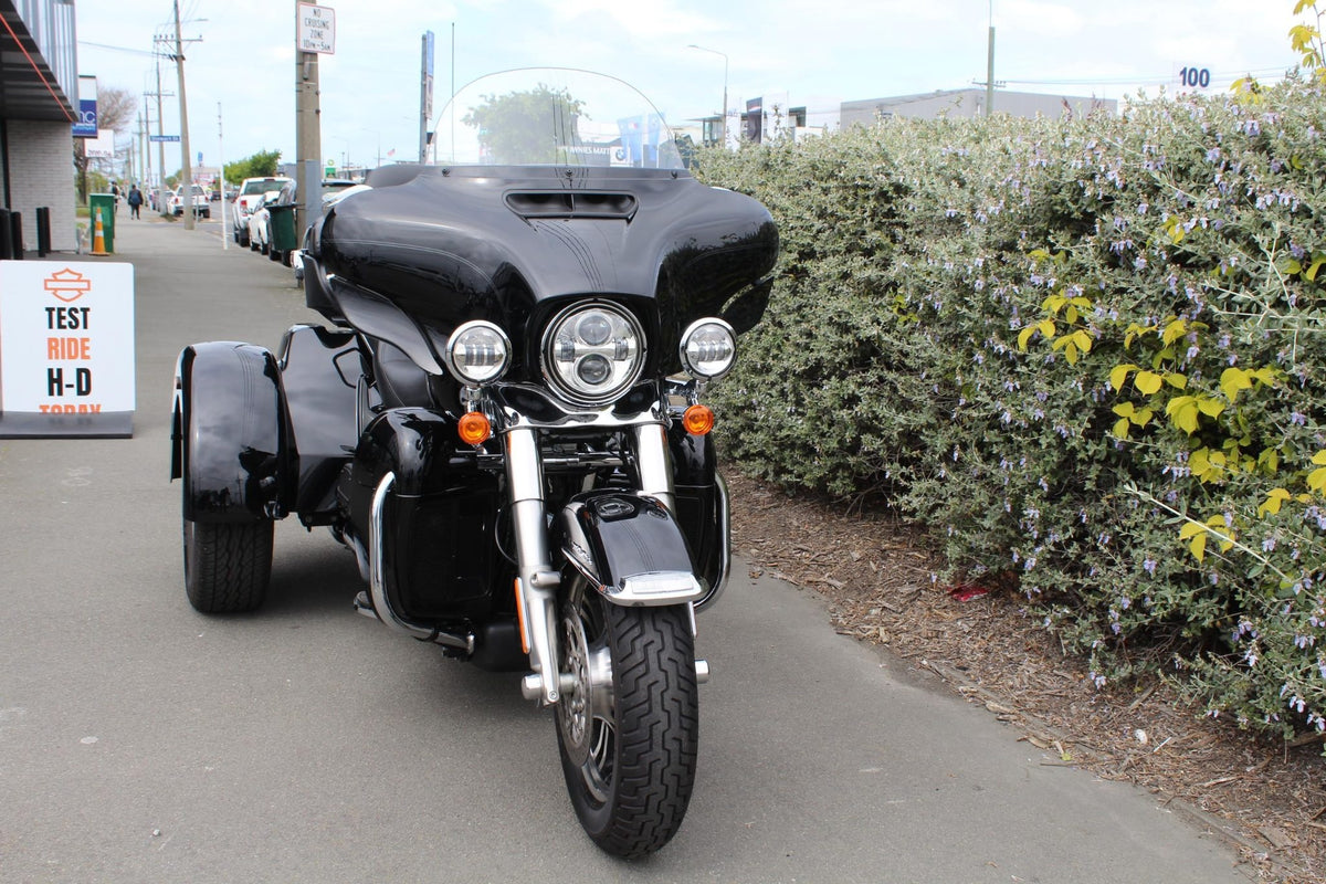 2019 Harley-Davidson FLHTCUTG Tri Glide Ultra