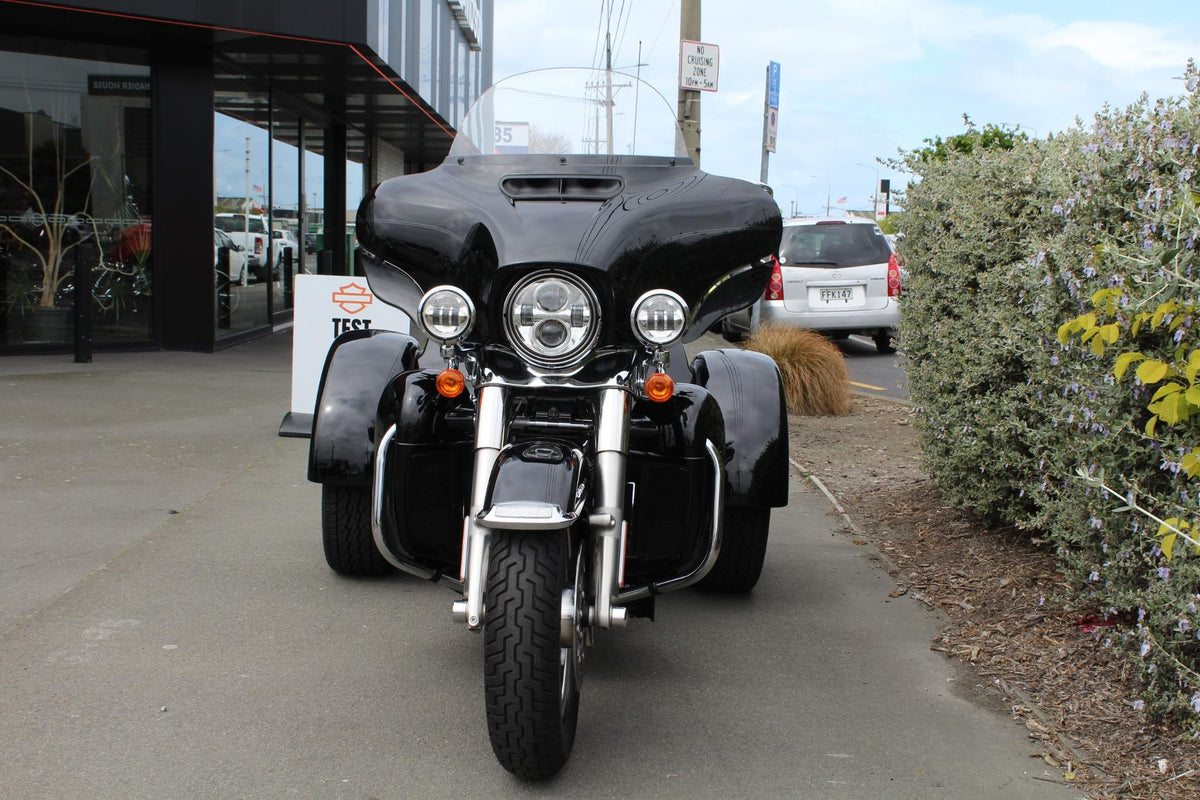 2019 Harley-Davidson FLHTCUTG Tri Glide Ultra